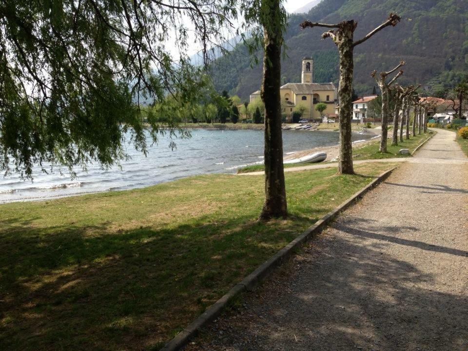 Chalet Con Piscina Garzeno Luaran gambar