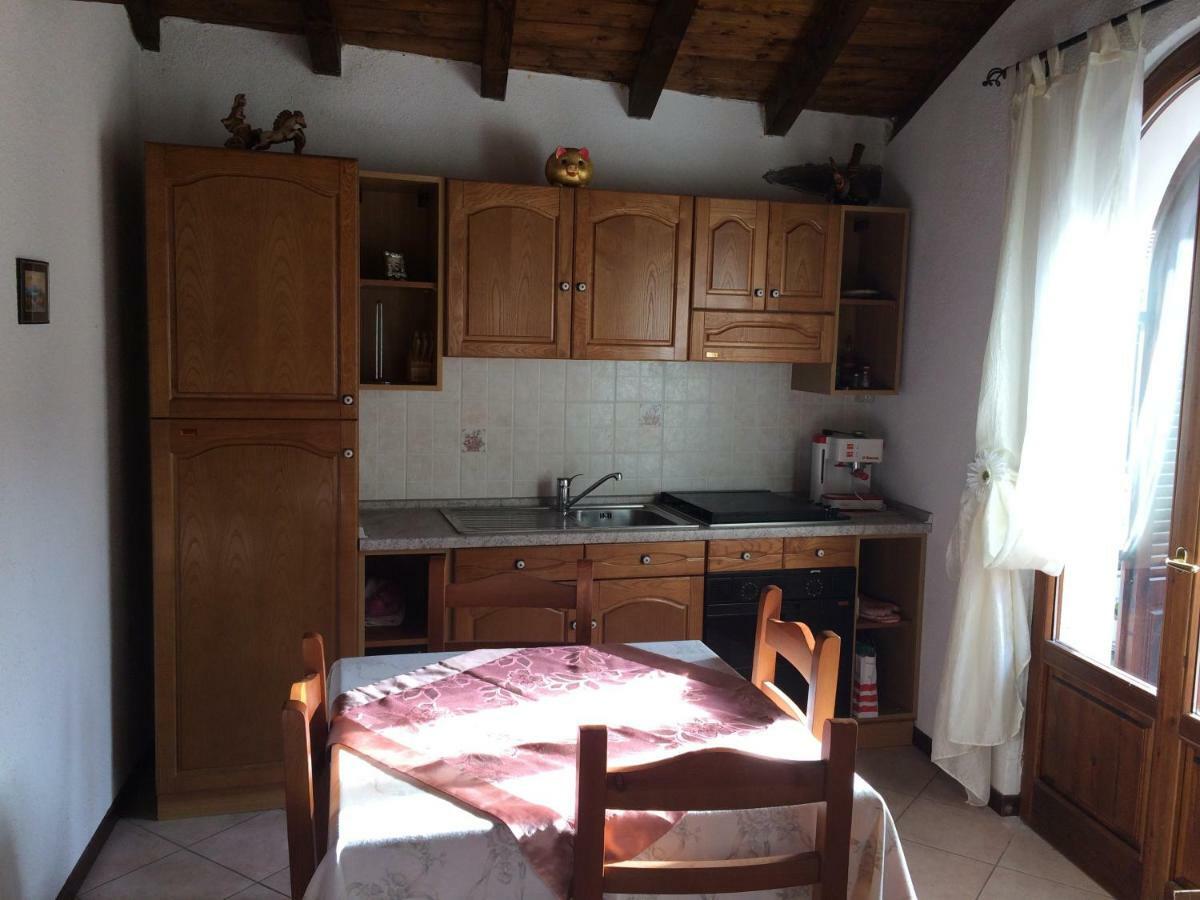 Chalet Con Piscina Garzeno Luaran gambar