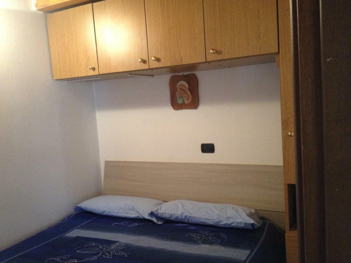 Chalet Con Piscina Garzeno Luaran gambar